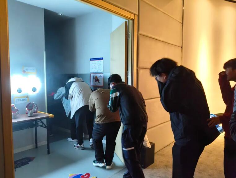 ����p��(z��i)���ս�������